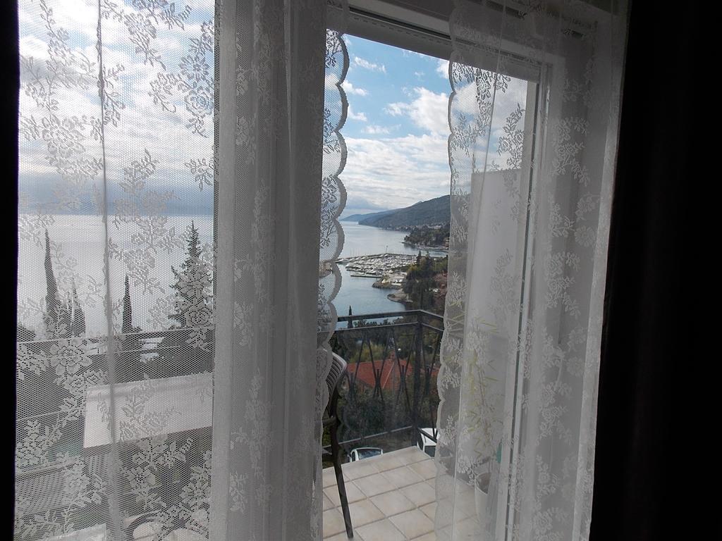 Apartment Ellalinda Opatija Eksteriør billede